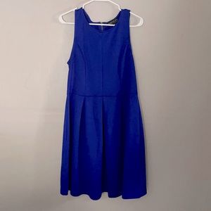 Blue fitted dress